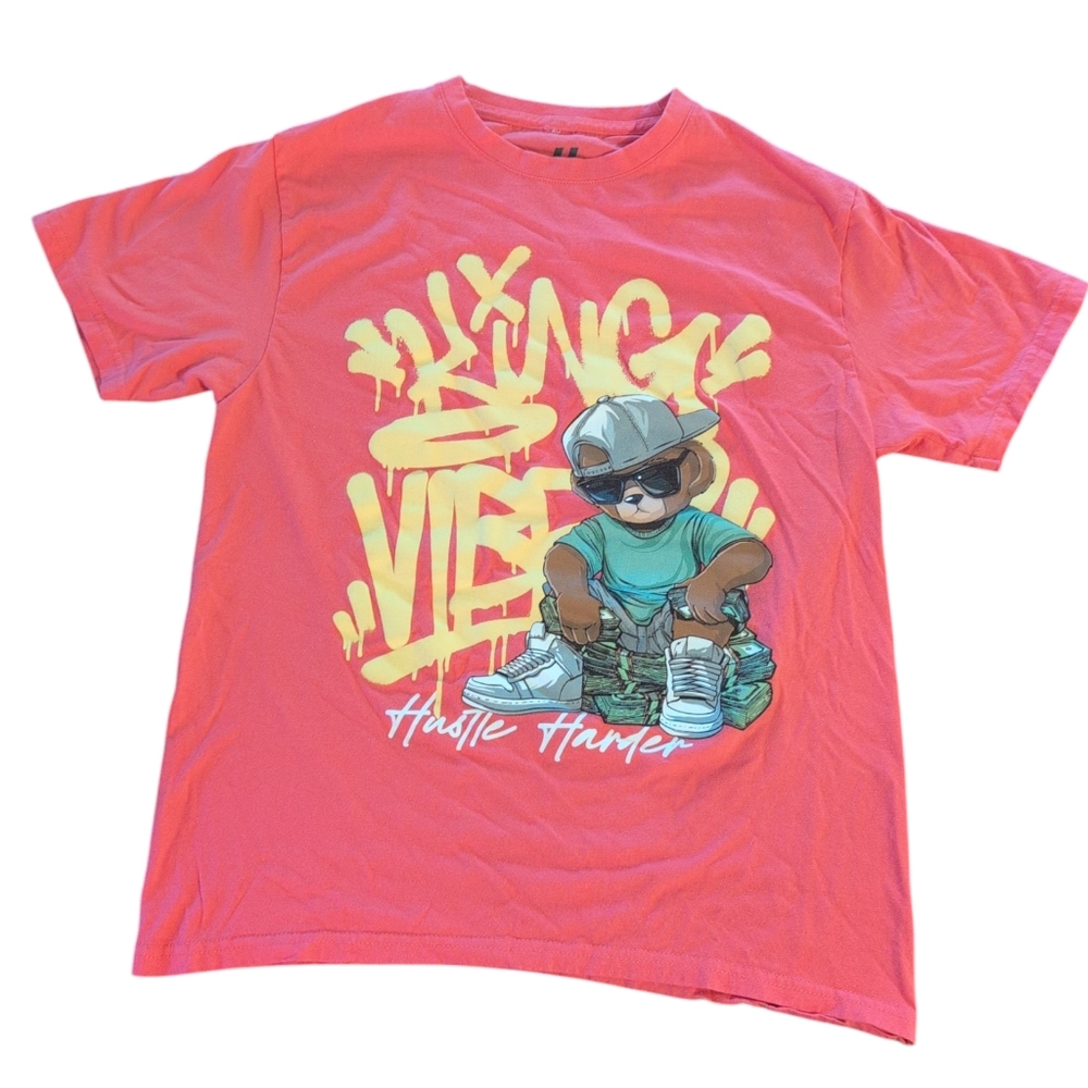 🌹3/15🌹TAKE THAT Red King Vibes Hustle Harder Bear Graphic Tee Shirt